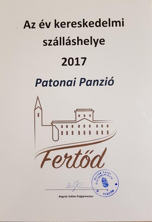 Hotel Patonai Fertőd Exteriör bild